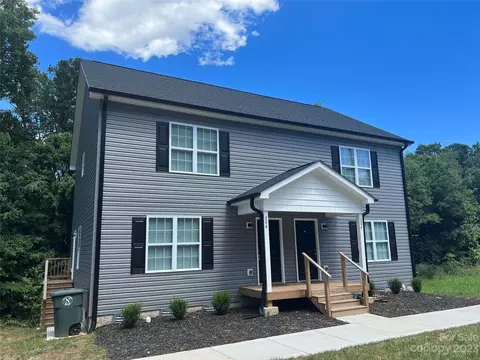 206 And 208 19th St, Newton, NC 28658
