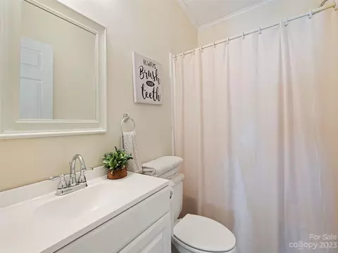 65 Wiggins St, Canton, NC 28716 photo 23