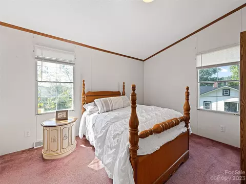 65 Wiggins St, Canton, NC 28716 photo 21