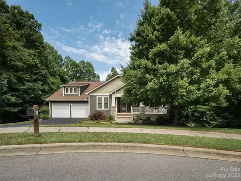12 White Palmer Ct, Biltmore Lake, NC 28715