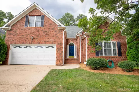 1554 Brandyhill Dr, Rock Hill, SC 29732