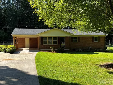 111 Alexis Forest Dr, Stanley, NC 28164