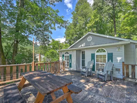 109 Boys Camp Rd, Lake Lure, NC 28746