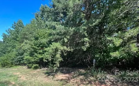 79 South Lakeview Drive #79, Rockingham, NC 28379