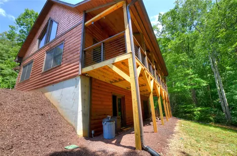 210 J Fielding Dr, Murphy, NC 28906 photo 9