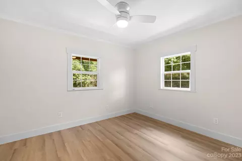 632 Thunder Rd, Clyde, NC 28721 photo 20