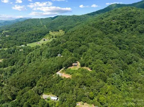 632 Thunder Rd, Clyde, NC 28721 photo 35