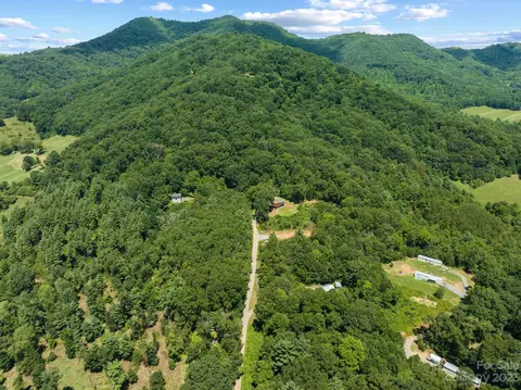 632 Thunder Rd, Clyde, NC 28721 photo 36