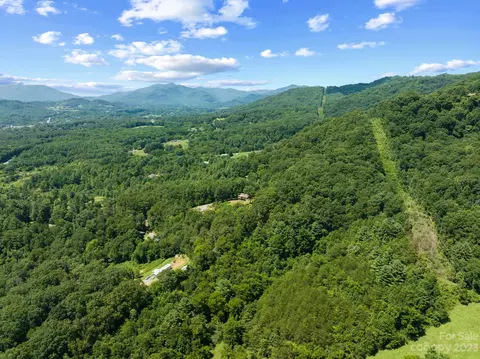 632 Thunder Rd, Clyde, NC 28721 photo 37