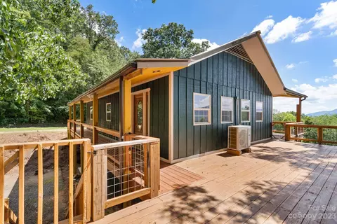 632 Thunder Rd, Clyde, NC 28721 photo 33