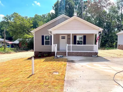 664 Laundry St, Kannapolis, NC 28083