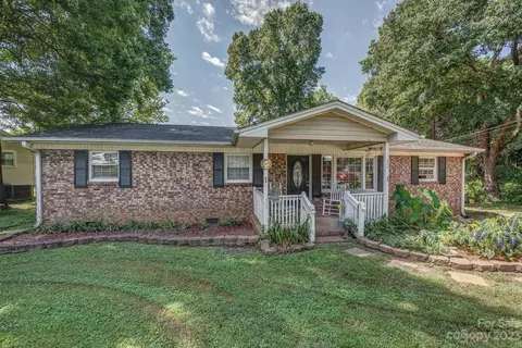 602 E Boston Ave, Bessemer City, NC 28016
