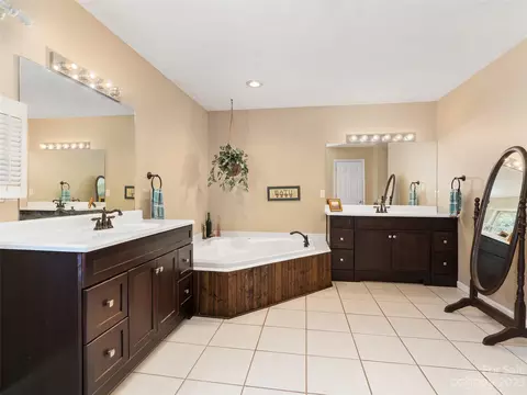 274 Calico Ln, Clyde, NC 28721 photo 27