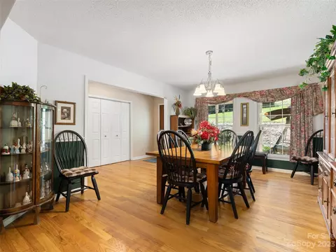274 Calico Ln, Clyde, NC 28721 photo 7
