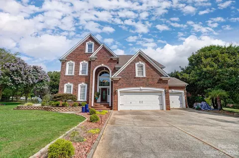 119 Greenhill Ln, Mooresville, NC 28117