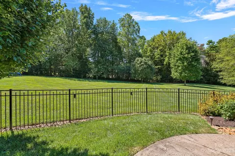 119 Hanover Ln, Davidson, NC 28036 photo 37