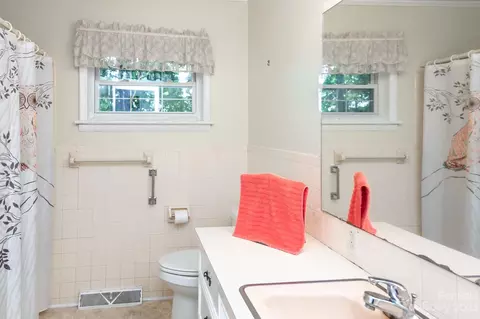 404 Jackson St, Kannapolis, NC 28083 photo 17