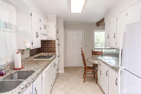 404 Jackson St, Kannapolis, NC 28083 photo 10
