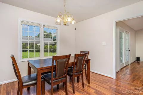 5079 Mill Pond Dr, Conover, NC 28613 photo 6