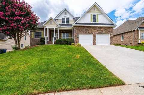1832 31st Ave Ln NE, Hickory, NC 28601