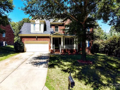 112 Alexandria Dr, Mooresville, NC 28115