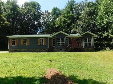 4071 Beckys Dr, Lenoir, NC 28645