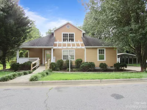 717 2nd Street Sw Pl SW, Conover, NC 28613