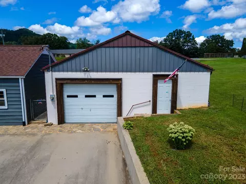 112 Maple St, Jefferson, NC 28640 photo 24