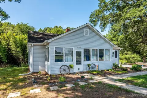 404 Old Dutch Rd, Monroe, NC 28110 photo 2