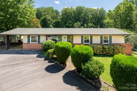 63 Gibson Rd, Asheville, NC 28804