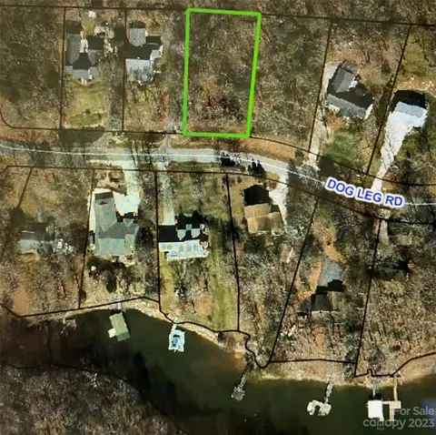 8728 Dog Leg Rd, Sherrills Ford, NC 28673