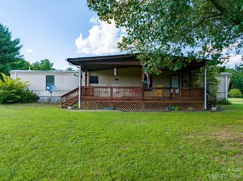 80 Simmons Ridge Dr, Taylorsville, NC 28681