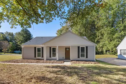 10124 Grand Junction Rd, Mint Hill, NC 28227