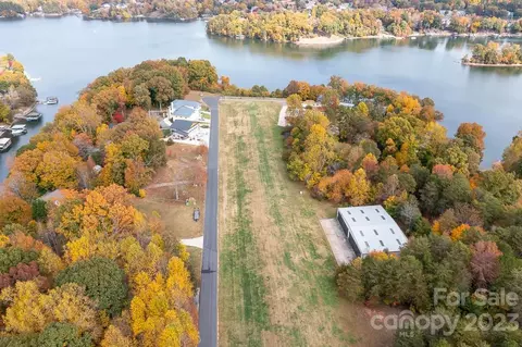1119 Outside Loop, Catawba, NC 28609