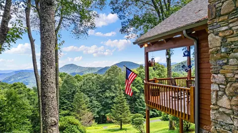 590 Ridgeway Rd, Mars Hill, NC 28754