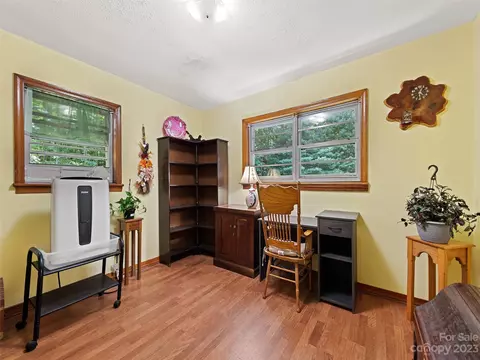 52 Walnut Rd, Clyde, NC 28721 photo 21