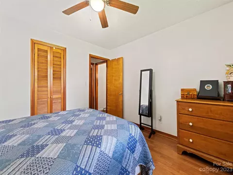 52 Walnut Rd, Clyde, NC 28721 photo 17
