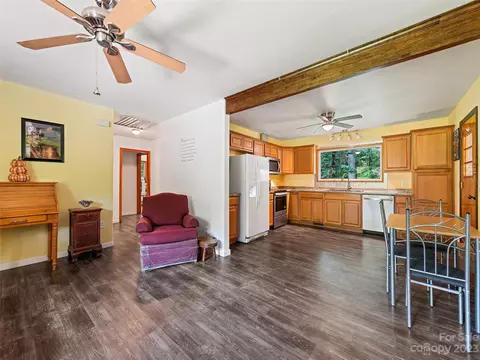 52 Walnut Rd, Clyde, NC 28721 photo 12
