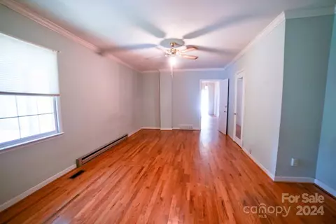 147 Walnut Ave, Spruce Pine, NC 28777 photo 9