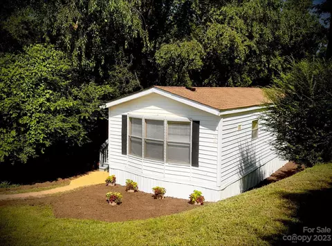 4 Plemmons St, Asheville, NC 28806