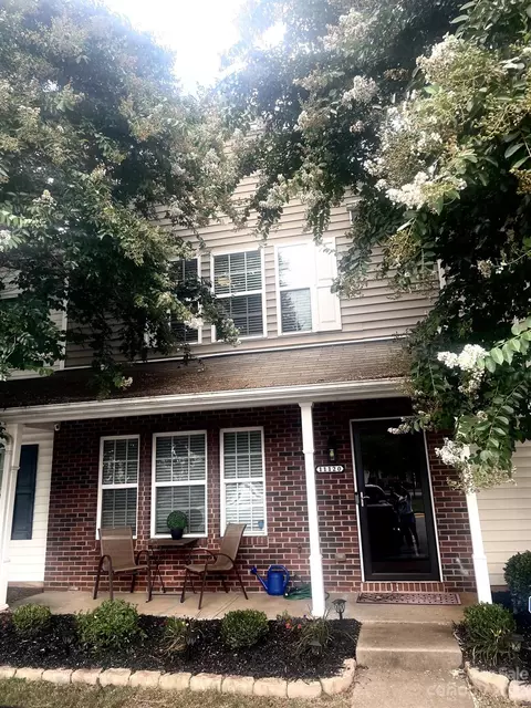 11120 Derryrush Dr, Charlotte, NC 28213