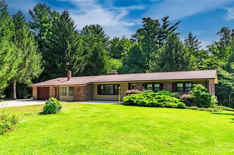 98 Williams Rd, Fletcher, NC 28732
