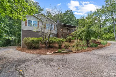 142 Rocky Mount Dr, Lake Lure, NC 28746