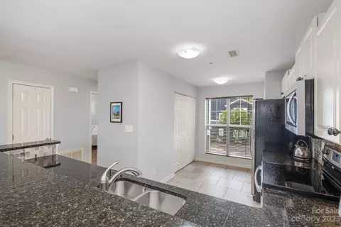 17511 Tuscany Ln, Cornelius, NC 28031 photo 12