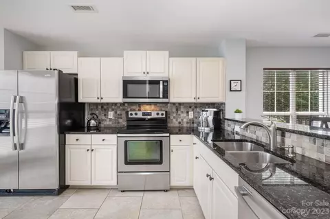 17511 Tuscany Ln, Cornelius, NC 28031 photo 11