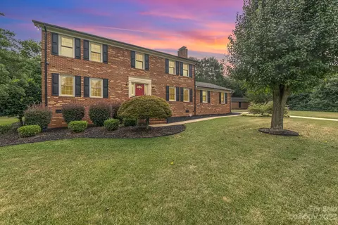 1641 Bennington Nw Dr NW, Concord, NC 28027