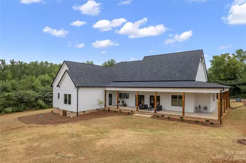 267 Caleb Dr, Kannapolis, NC 28081 photo 3