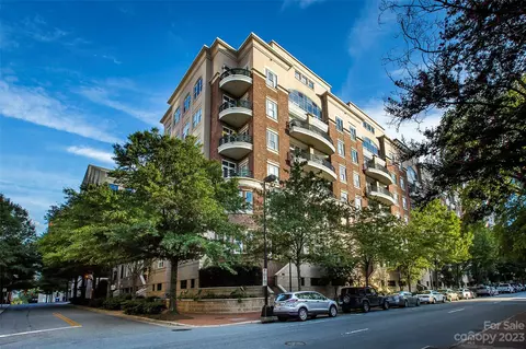 400 Church 608 St #608, Charlotte, NC 28202