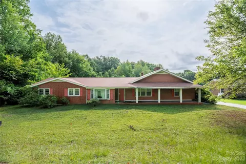 9400 Legranger Rd, Charlotte, NC 28262