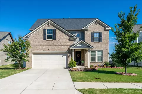 479 Hunton Forest Dr, Concord, NC 28027